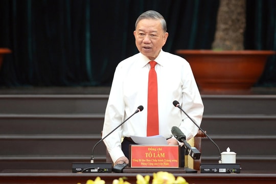 Tổng Bí thư: TPHCM cần là nơi để Trung ương yên tâm giao những việc khó