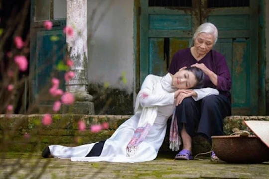 Xuân về, nhớ đứa con xa!