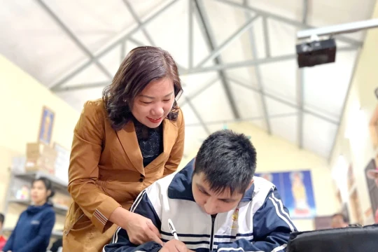 Hành trình quản trị trường học bằng yêu thương của cô hiệu trưởng