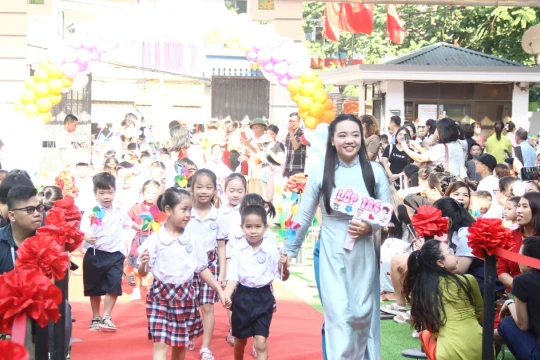 Chuyển hóa Nghị quyết thành chương trình, hành động cụ thể phát triển GD-ĐT