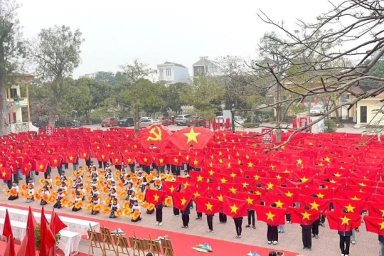 Đa dạng hoạt động trải nghiệm Tết cổ truyền cho học sinh Phú Thọ