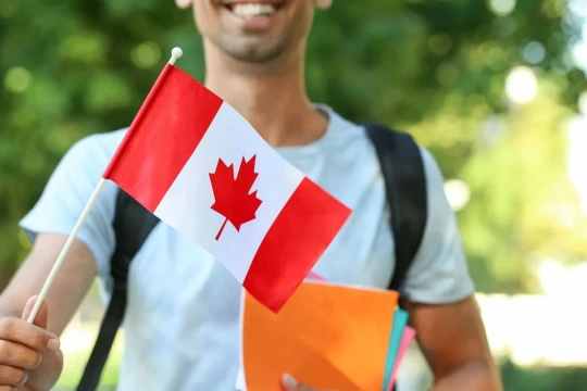 Canada đơn giản hóa thủ tục cho du học sinh