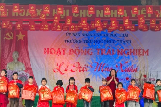 Giáo dục truyền thống dân tộc thông qua hoạt động ngoại khóa Tết Bính Ngọ 2026