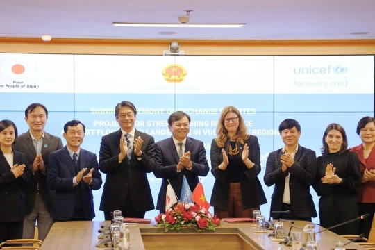 Hỗ trợ 6 triệu USD triển khai dự án chống chịu thiên tai cho trẻ em tại Việt Nam