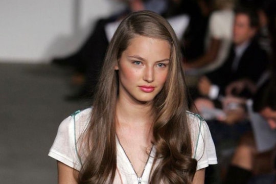 Bi kịch của “thiên thần” qua đời ở tuổi 20, xuất hiện trong Hồ sơ Epstein