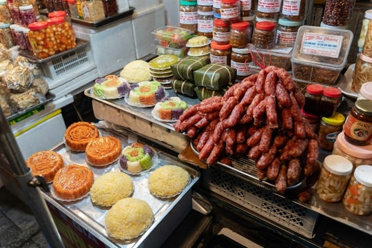 'Bom calo' từ mâm cỗ Tết