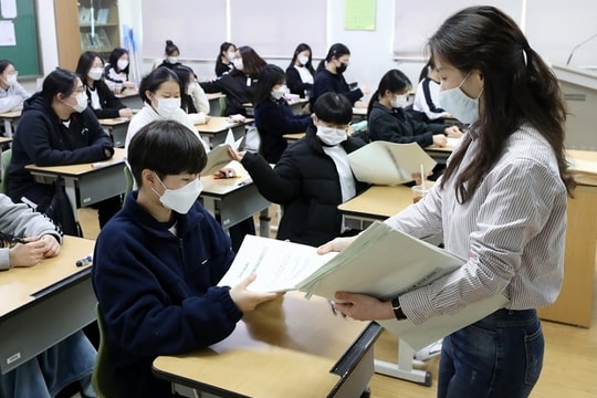 Hàn Quốc cắt giảm giáo viên, nguy cơ theo 'vết xe đổ' của Nhật Bản