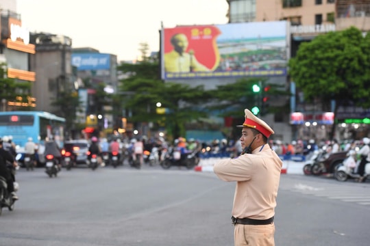 Tất cả người tham gia giao thông ở Hà Nội chú ý!