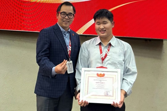 Hành trình từ nam sinh nhút nhát đến sinh viên tiêu biểu ĐH Bách Khoa