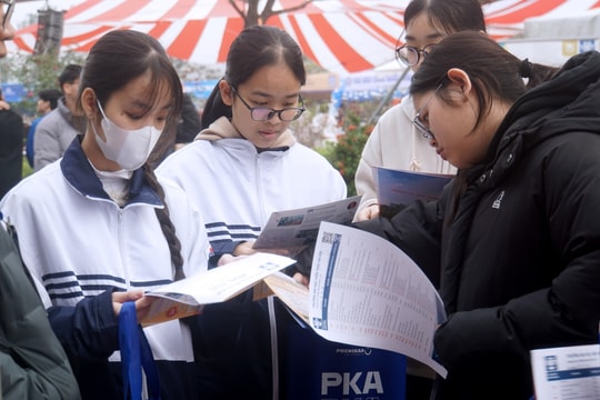 Đại học Kiến trúc Hà Nội bỏ xét học bạ, tăng điểm cộng IELTS