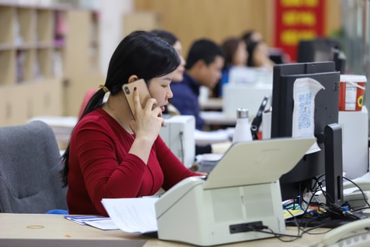 Thủ tướng yêu cầu đa dạng chính sách đãi ngộ cán bộ, công chức