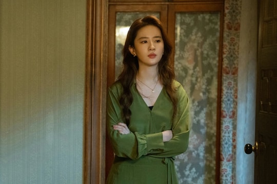 Lưu Diệc Phi gây xôn xao vì không đóng phim suốt 2 năm