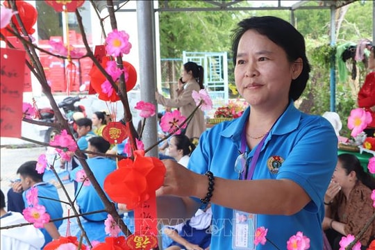 Tết của những nhà giáo xa quê ở Đất Mũi