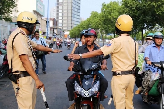 Ít ngày nữa, CSGT bắt đầu xử phạt 6 lỗi vi phạm giao thông này, tất cả người dân lưu ý