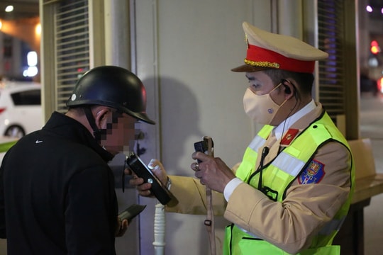 125 tài xế vi phạm nồng độ cồn bị xử phạt trong ngày Valentine