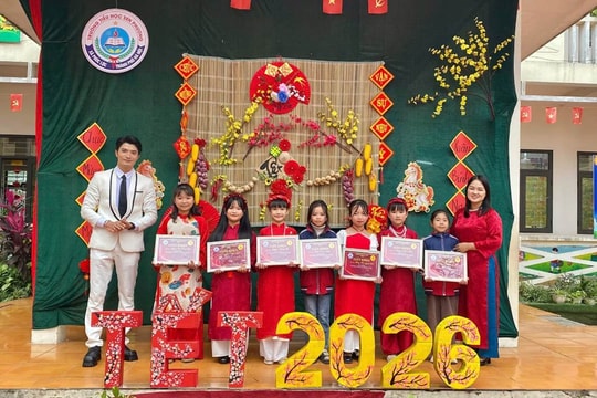 Nam người mẫu Bùi Văn Chương- năng lượng truyền cảm hứng lan tỏa từ sàn diễn đến giáo dục thế hệ măng non