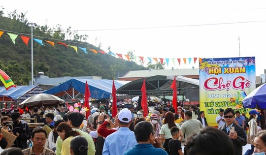 “Độc lạ” chợ Gò - mỗi năm chỉ họp lần duy nhất vào mùng 1 Tết