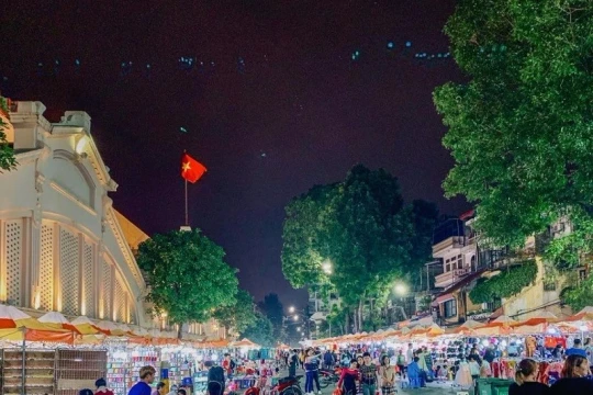 Hành trình vào Xuân