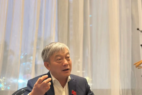 AI trong giáo dục đại học: Cơ hội và thách thức