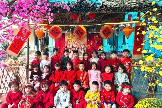 Trường mầm non ở phường Phong Châu lấy trẻ làm trung tâm, gieo mầm yêu thương