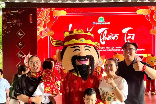 Đà Nẵng đón 1,1 triệu lượt khách dịp Tết Bính Ngọ, thu về gần 4.000 tỷ đồng