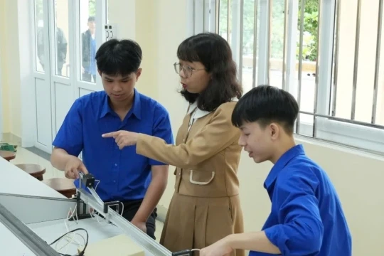 Xây dựng hệ sinh thái phát hiện, bồi dưỡng và phát triển nhân tài trẻ