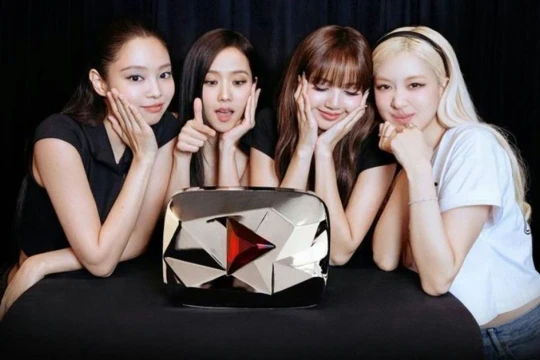BLACKPINK lập kỷ lục chưa từng có trong lịch sử âm nhạc toàn cầu