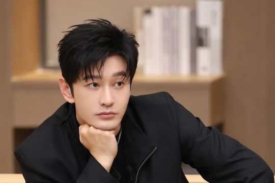 Huỳnh Hiểu Minh lên tiếng về tin đồn thua bạc 1 tỷ NDT, bán biệt thự trả nợ