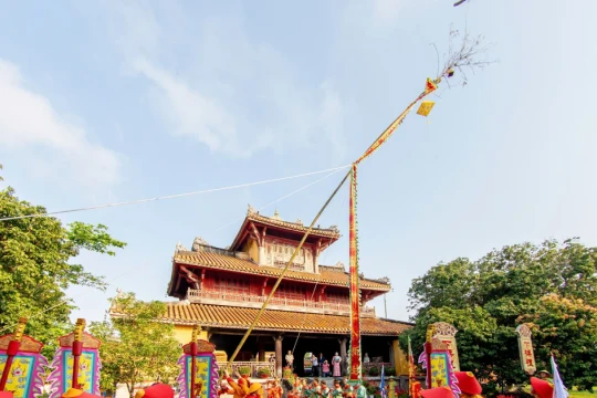 Huế làm lễ hạ tiêu, khai ấn chúc Xuân Bính Ngọ 2026
