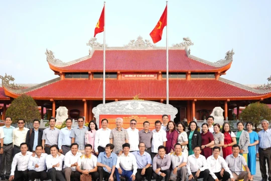 Trường ĐH Kiên Giang tri ân Anh hùng liệt sĩ, khởi động Xuân Bính Ngọ 2026