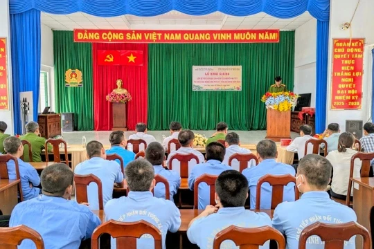 Khai giảng lớp bổ túc văn hóa cho học viên cai nghiện ma túy