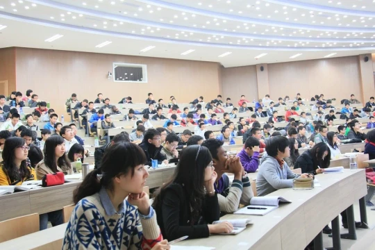 Trung Quốc đẩy mạnh học thuật liên ngành