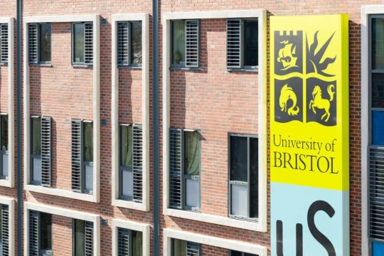 Anh: Thị trường nhà ở sinh viên lao đao