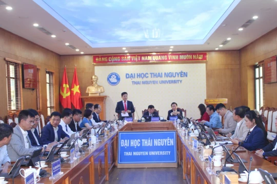 Lan tỏa phong trào thi đua trong các Đại học vùng