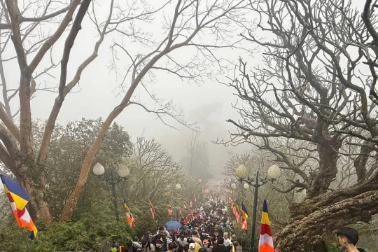 Giữ giá trị di sản trong mùa lễ hội