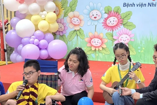 'Thắp sáng ước mơ' cho trẻ mắc bệnh hiếm