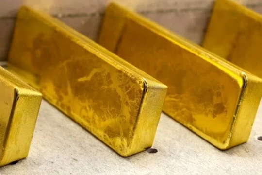 Giá vàng hôm nay 27/2: Trong nước đảo chiều giảm mạnh