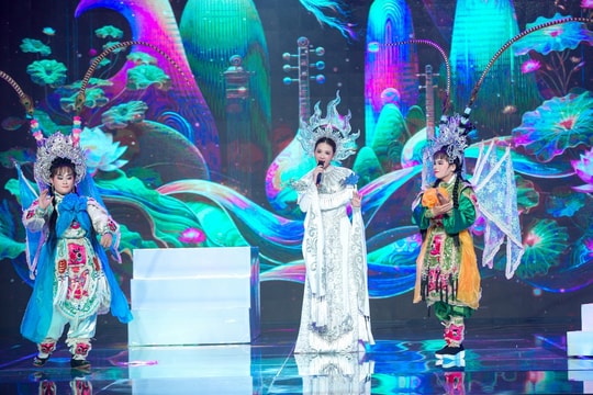 "Hoa hậu bolero" giành Quán quân Người kể chuyện tình, kể cuộc sống tuổi 29