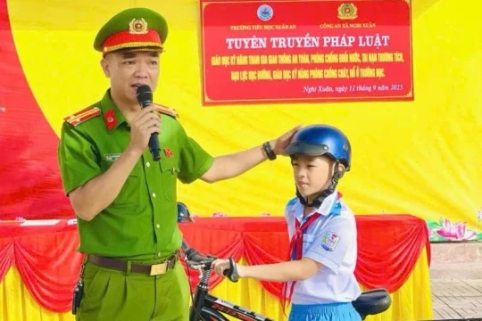 'Xây nền' thượng tôn pháp luật