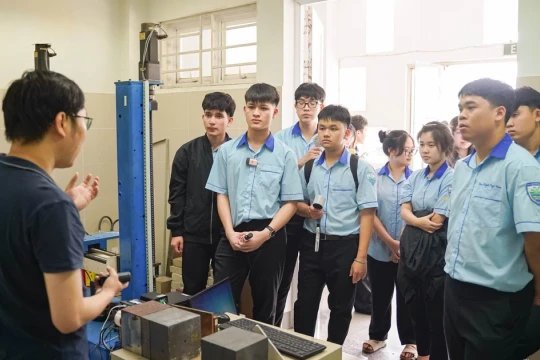 Quản trị giáo dục bằng dữ liệu: Vì sao cần đối sánh theo nhóm?