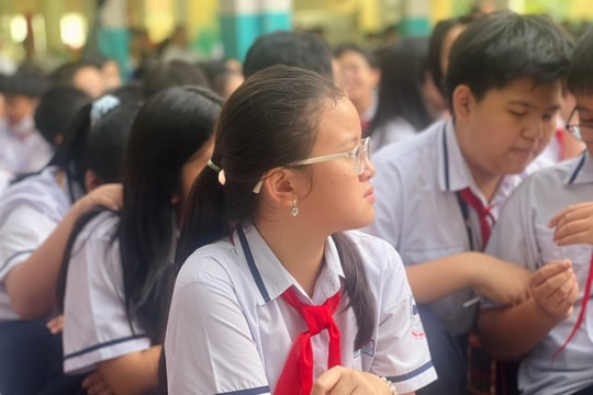 Vì sao TPHCM cấm nhà trường, giáo viên tư vấn học sinh bỏ thi lớp 10?