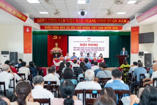 Chủ tịch UBND TP Huế cam kết 'hành động vì lợi ích Nhân dân'