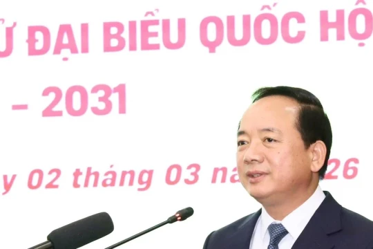 Trưởng Ban Tuyên giáo và Dân vận Trung ương tiếp xúc cử tri tại Tuyên Quang
