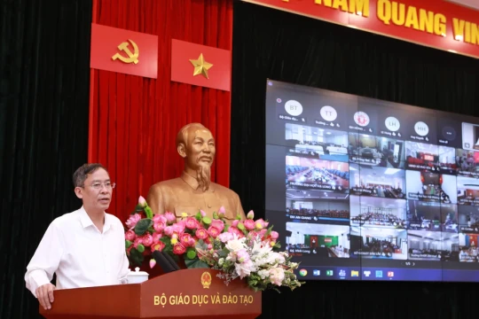 Phát triển đội ngũ nhà giáo cần mang tính đồng bộ và lâu dài