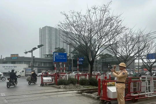 Toàn quốc siết vi phạm tại điểm giao cắt đường sắt