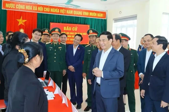 Đại tướng Phan Văn Giang kiểm tra công tác chuẩn bị bầu cử tại Cao Bằng