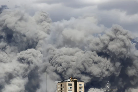 Đại học Trung Đông đóng cửa vì không kích