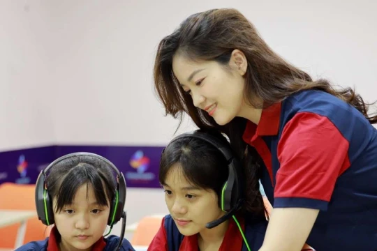 Sách giáo khoa điện tử: Cơ hội bứt phá trong dạy và học