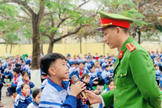 Hà Tĩnh tăng 'hàng rào' phòng ngừa bạo lực học đường trong trường học