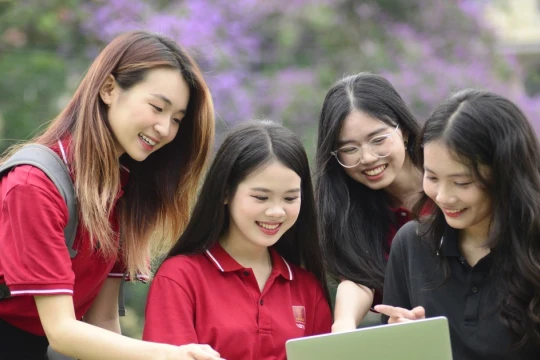 Không chỉ đo bằng điểm thi